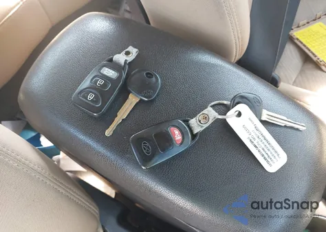 2012 Hyundai Elantra Gls из США, поврежденный, VIN 5NPDH4AE5CH150527